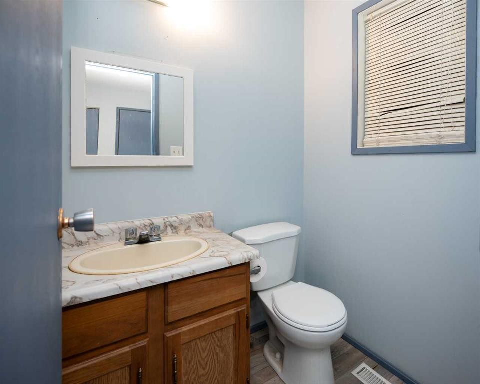225024 Twp Rd 624, Rural Athabasca County, AB - Indoor Photo Showing Bathroom