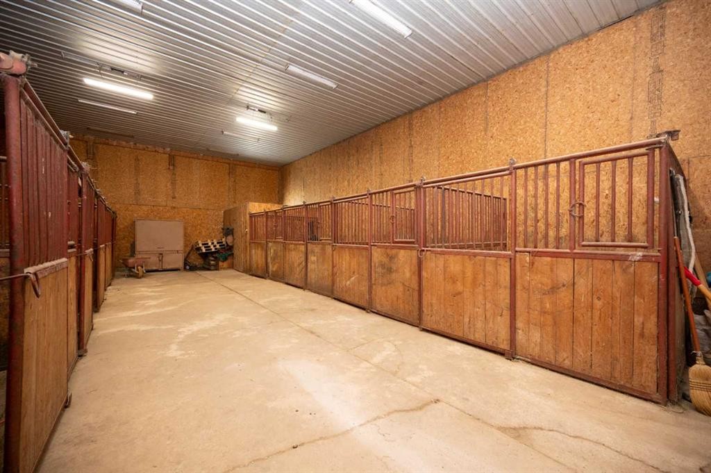 225024 Twp Rd 624, Rural Athabasca County, AB - Indoor Photo Showing Other Room