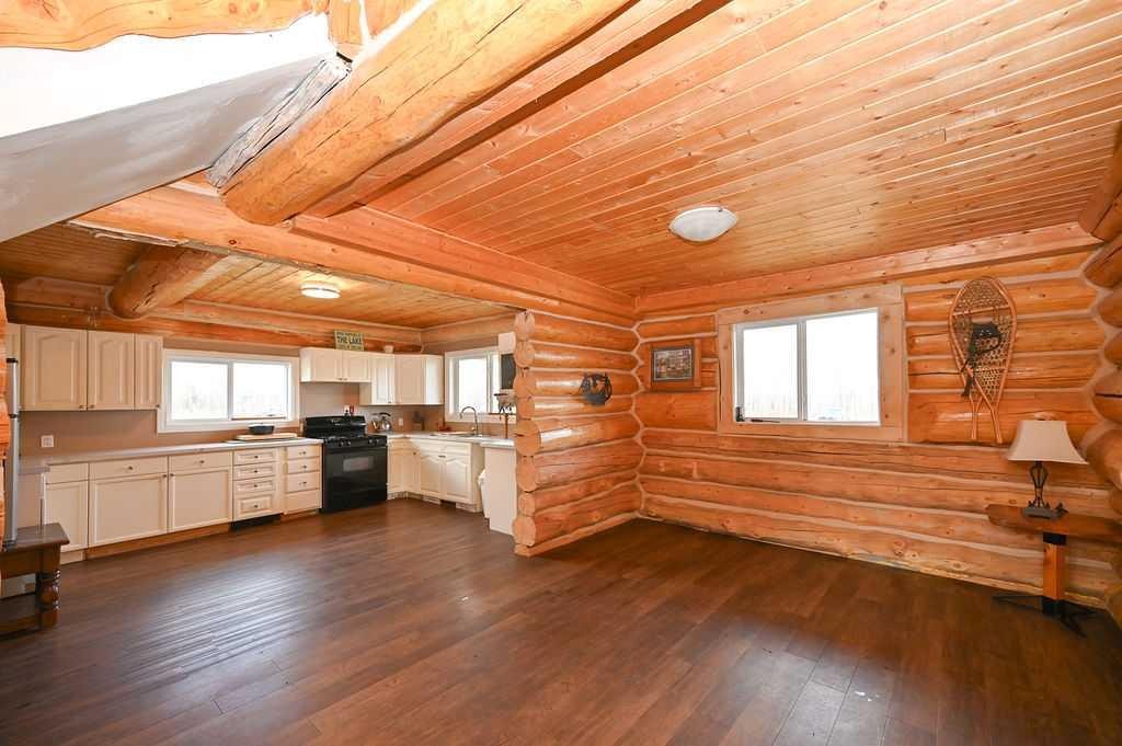 635013 Range Road 225, Athabasca, AB - Indoor