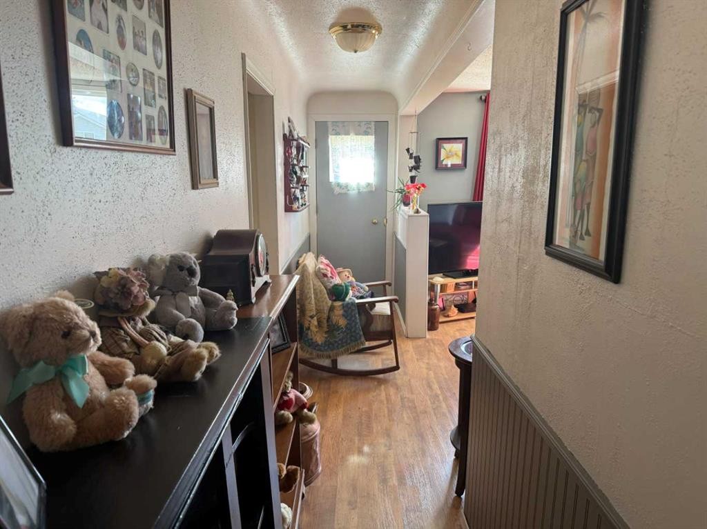 4820 17 Avenue, Edson, AB - Indoor Photo Showing Other Room