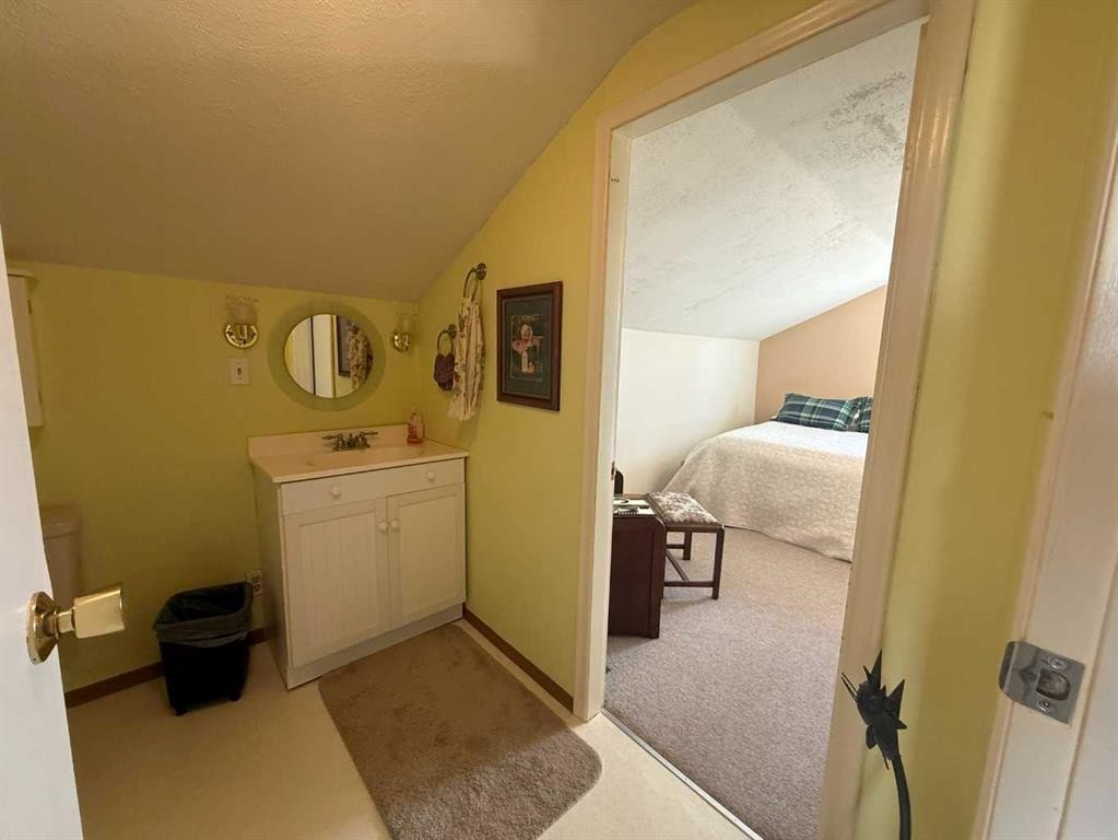4820 17 Avenue, Edson, AB - Indoor