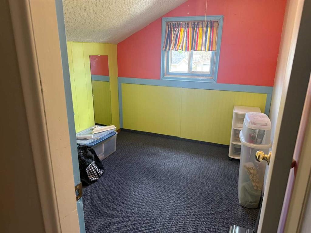4820 17 Avenue, Edson, AB - Indoor Photo Showing Other Room