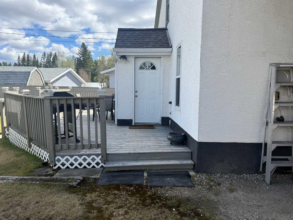 4820 17 Avenue, Edson, AB - Outdoor With Exterior