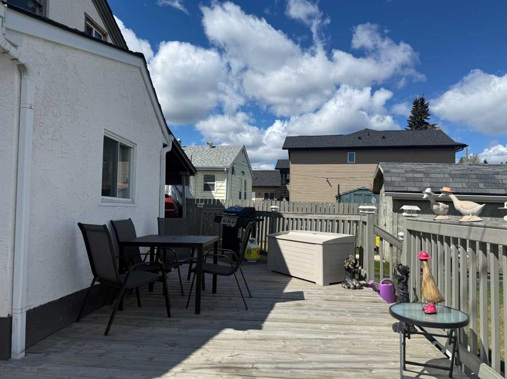 4820 17 Avenue, Edson, AB - Outdoor With Deck Patio Veranda With Exterior