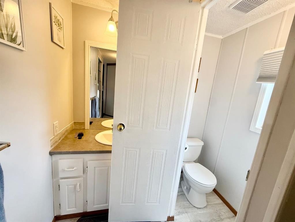 102 Nickerson Avenue, Hinton, AB