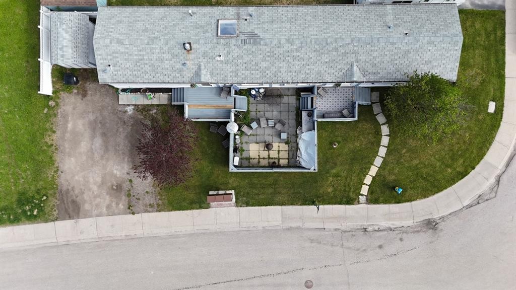102 Nickerson Avenue, Hinton, AB