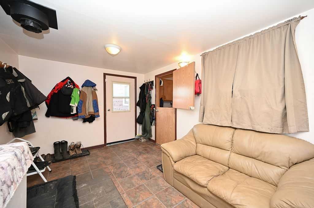 146 Sunrise Drive, South Baptiste, AB - Indoor