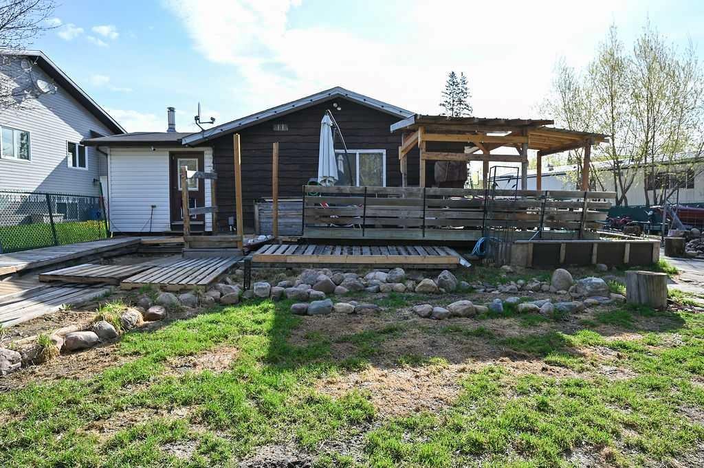 146 Sunrise Drive, South Baptiste, AB - Outdoor With Deck Patio Veranda