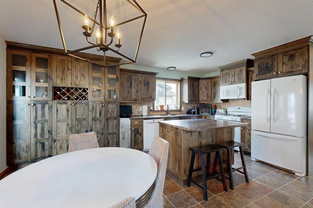 42 Olson Crescent, Whitecourt, AB