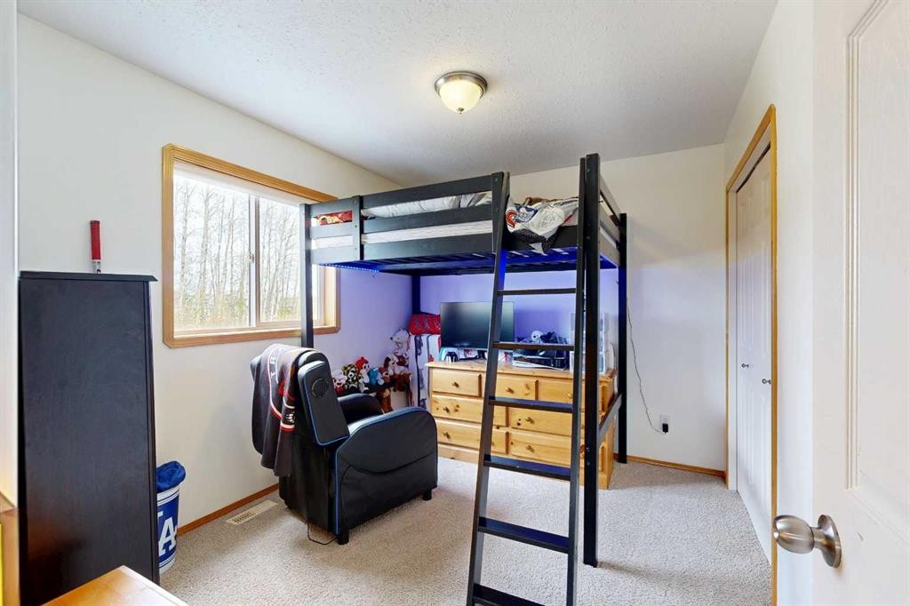42 Olson Crescent, Whitecourt, AB