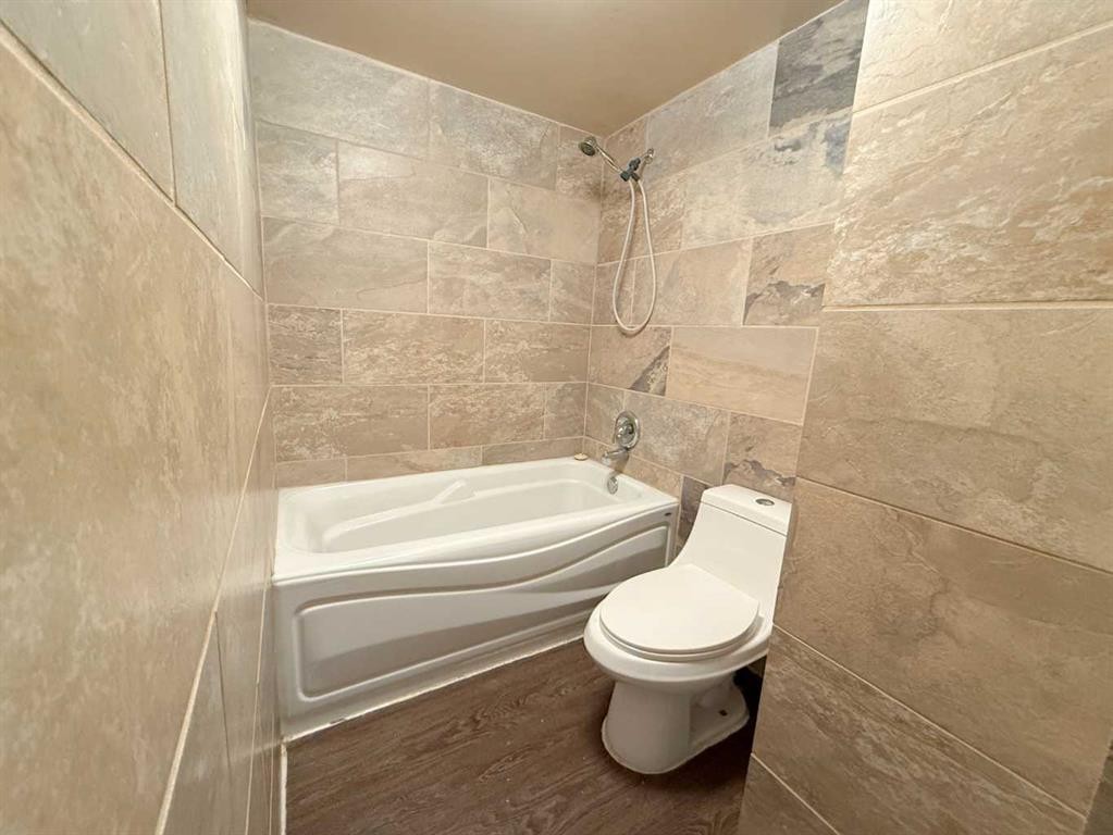 3209 45 Avenue, Athabasca, AB - Indoor Photo Showing Bathroom