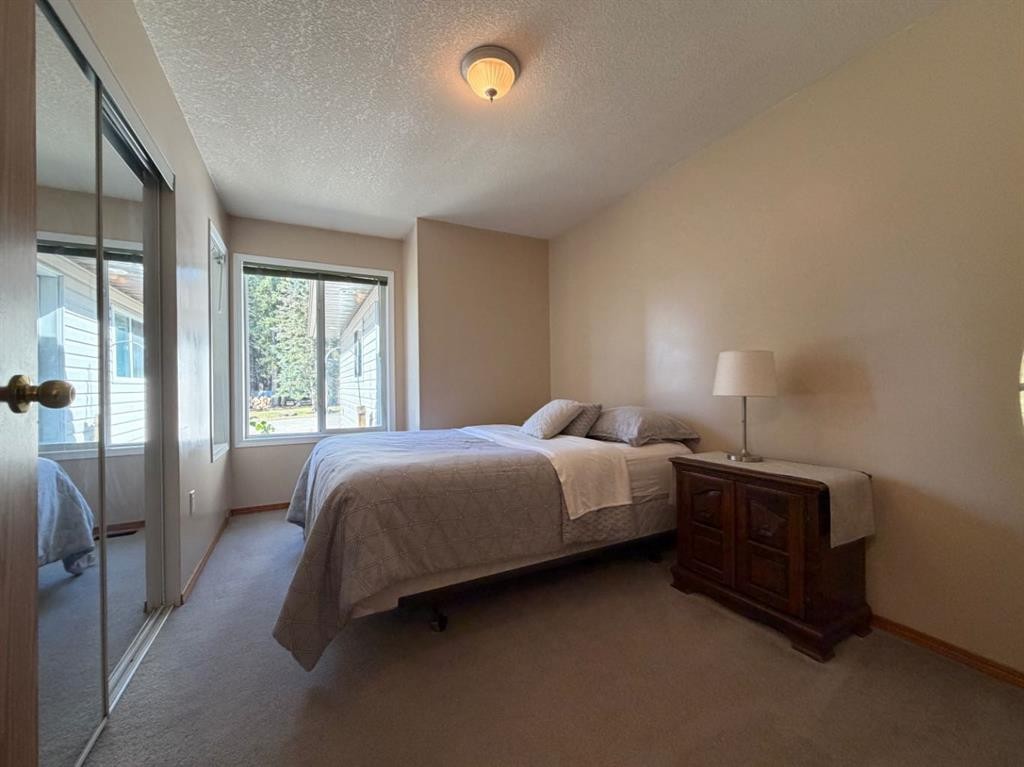 53404A Highway 748 E, Rural Yellowhead County, AB - Indoor Photo Showing Bedroom
