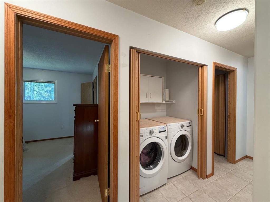 53404A Highway 748 E, Rural Yellowhead County, AB - Indoor Photo Showing Laundry Room