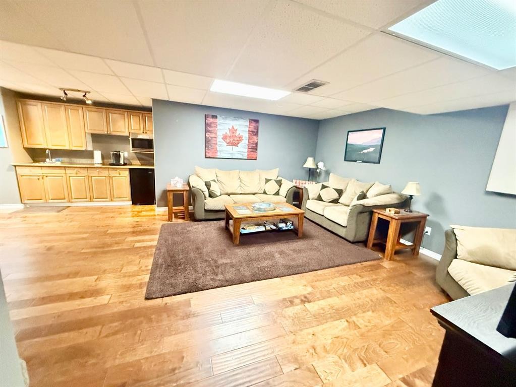 150 Hallam Drive, Hinton, AB - Indoor