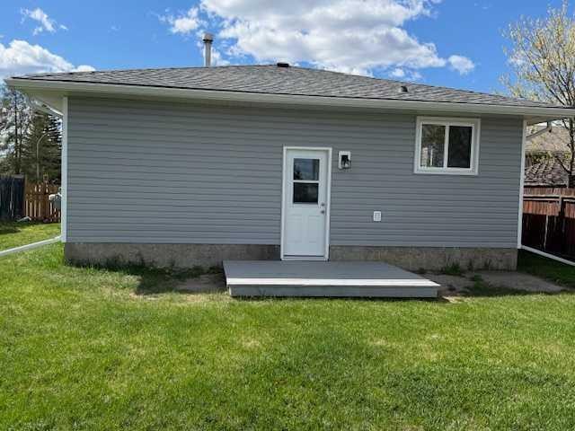 11 Chaisson Crossing, Whitecourt, AB - Outdoor