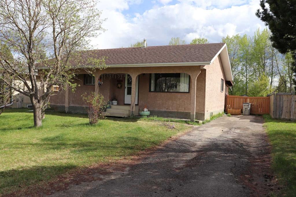 5707 9 Avenue, Edson, AB - Outdoor