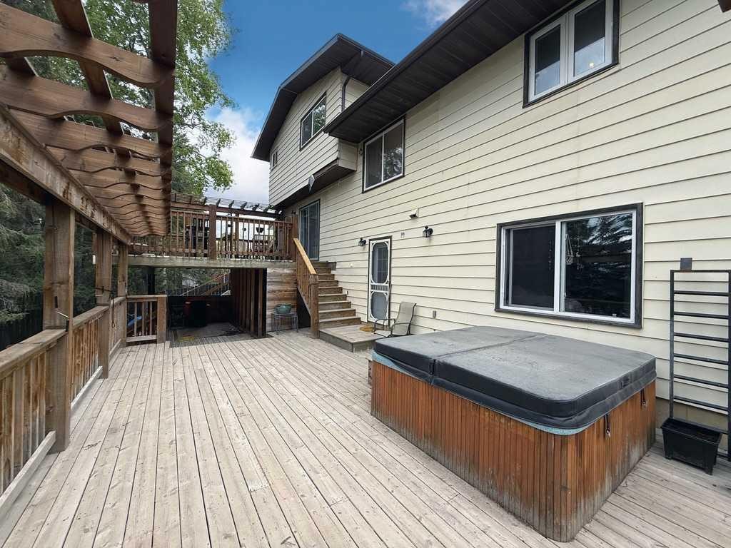 147 Seabolt Crescent, Hinton, AB - Outdoor With Deck Patio Veranda With Exterior