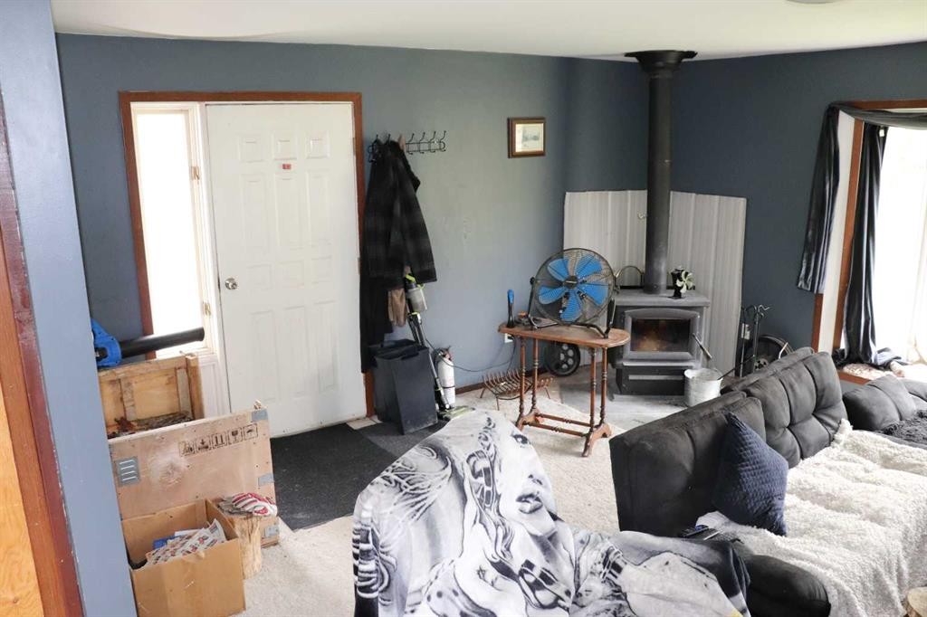 54525 Range Road 142B, Rural Yellowhead County, AB - Indoor Photo Showing Bedroom