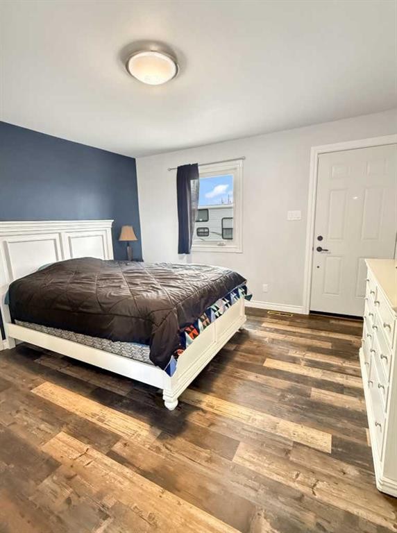 5302 50 Ave, Mayerthorpe, AB - Indoor Photo Showing Bedroom