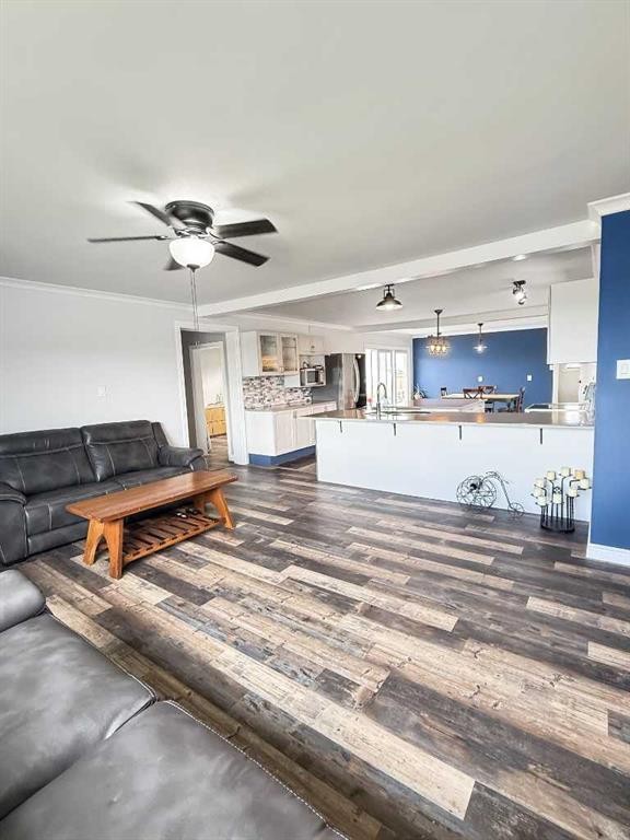 5302 50 Ave, Mayerthorpe, AB - Indoor Photo Showing Other Room