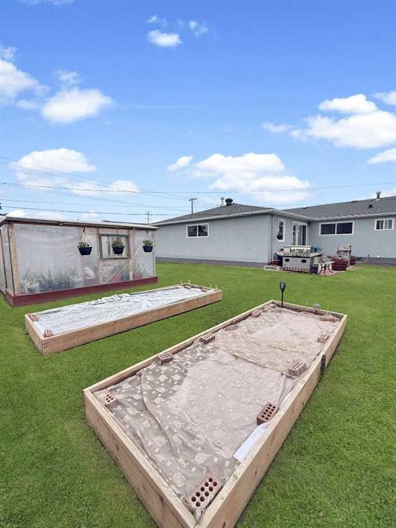 5302 50 Ave, Mayerthorpe, AB - Outdoor