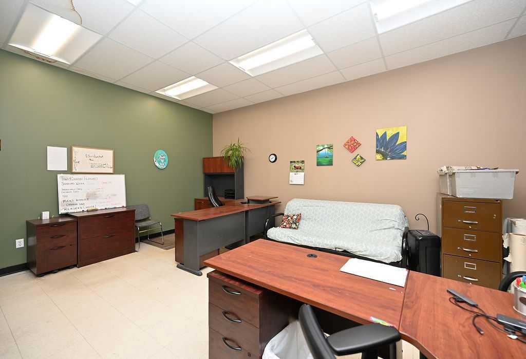 4917B 49 Street, Athabasca, AB