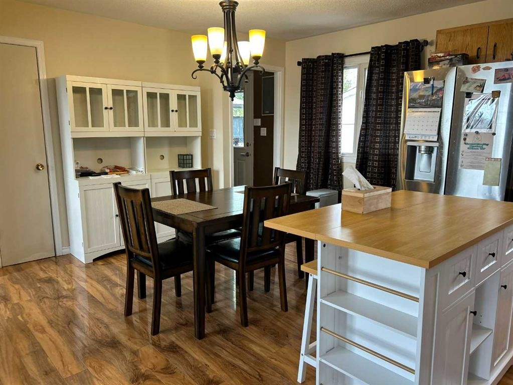 16 Centennial Crescent, Swan Hills, AB - Indoor Photo Showing Dining Room