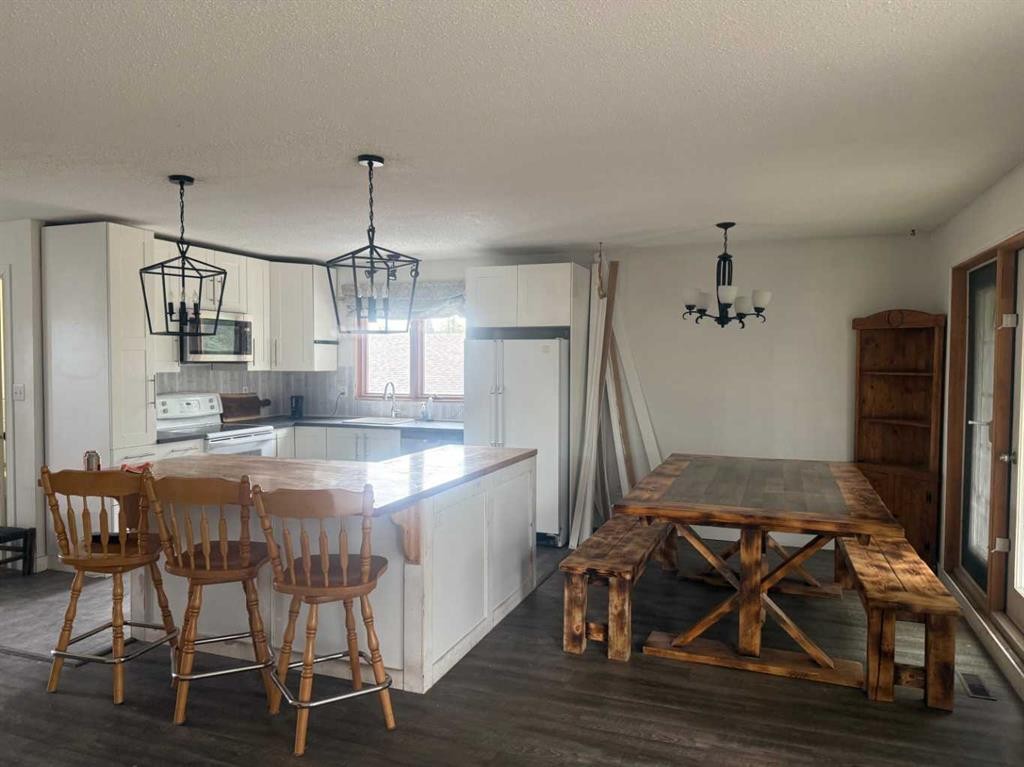 159 Reimer Drive, Hinton, AB - Indoor