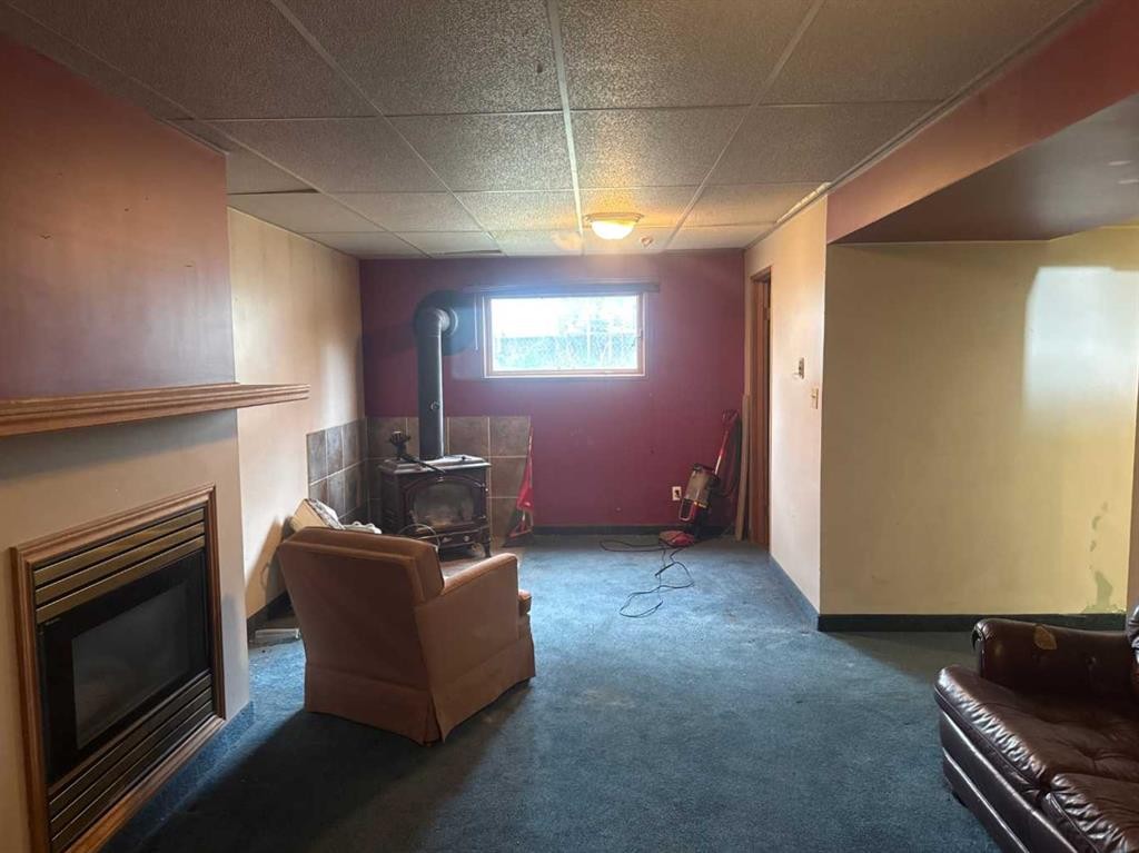 159 Reimer Drive, Hinton, AB - Indoor With Fireplace