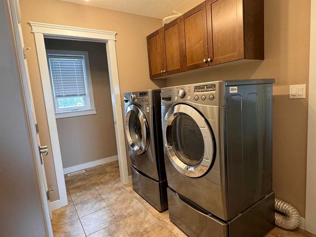 652028 Range Road 243, Athabasca, AB - Indoor Photo Showing Laundry Room