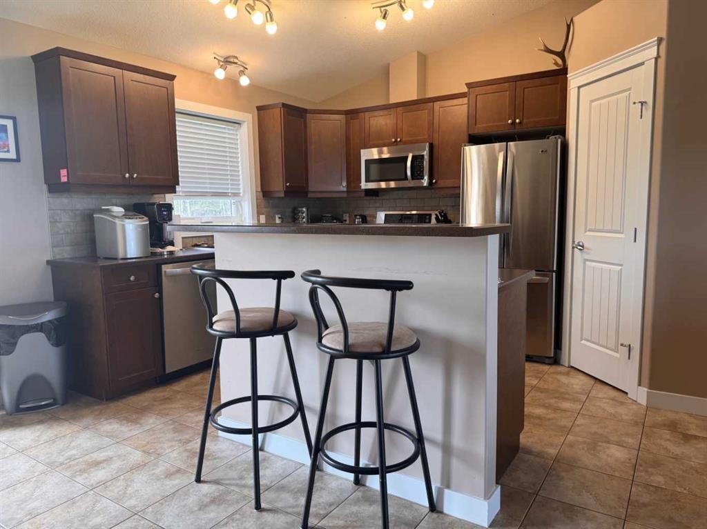 652028 Range Road 243, Athabasca, AB - Indoor Photo Showing Kitchen