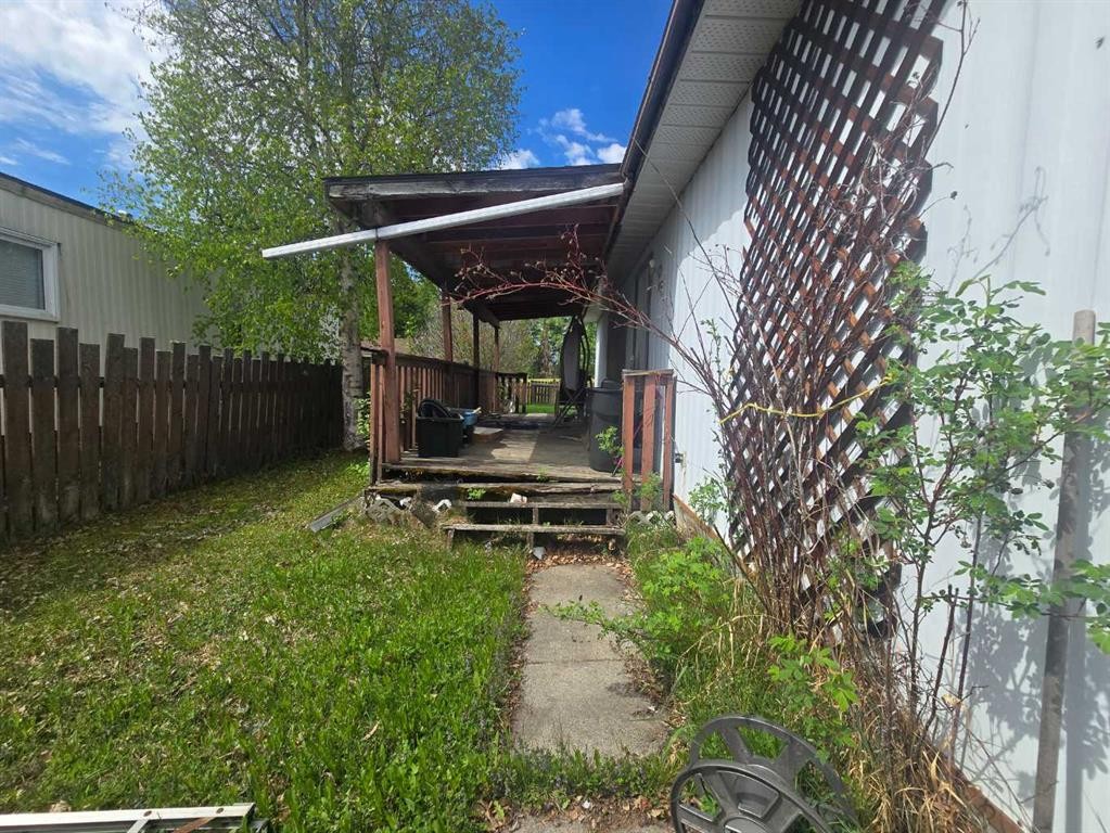 630 53Rd Street, Edson, AB - Outdoor