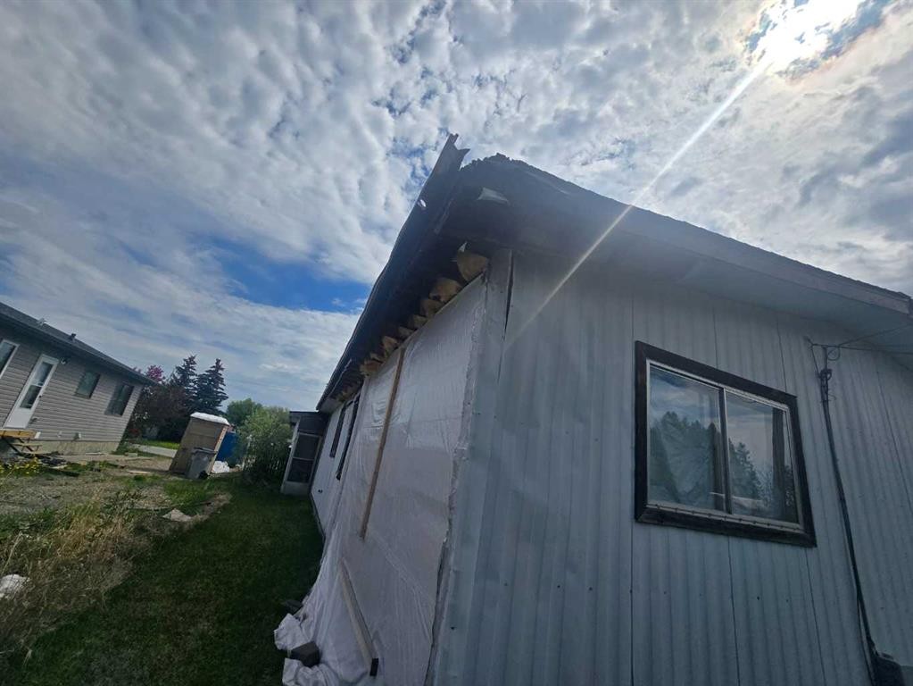630 53Rd Street, Edson, AB - Outdoor
