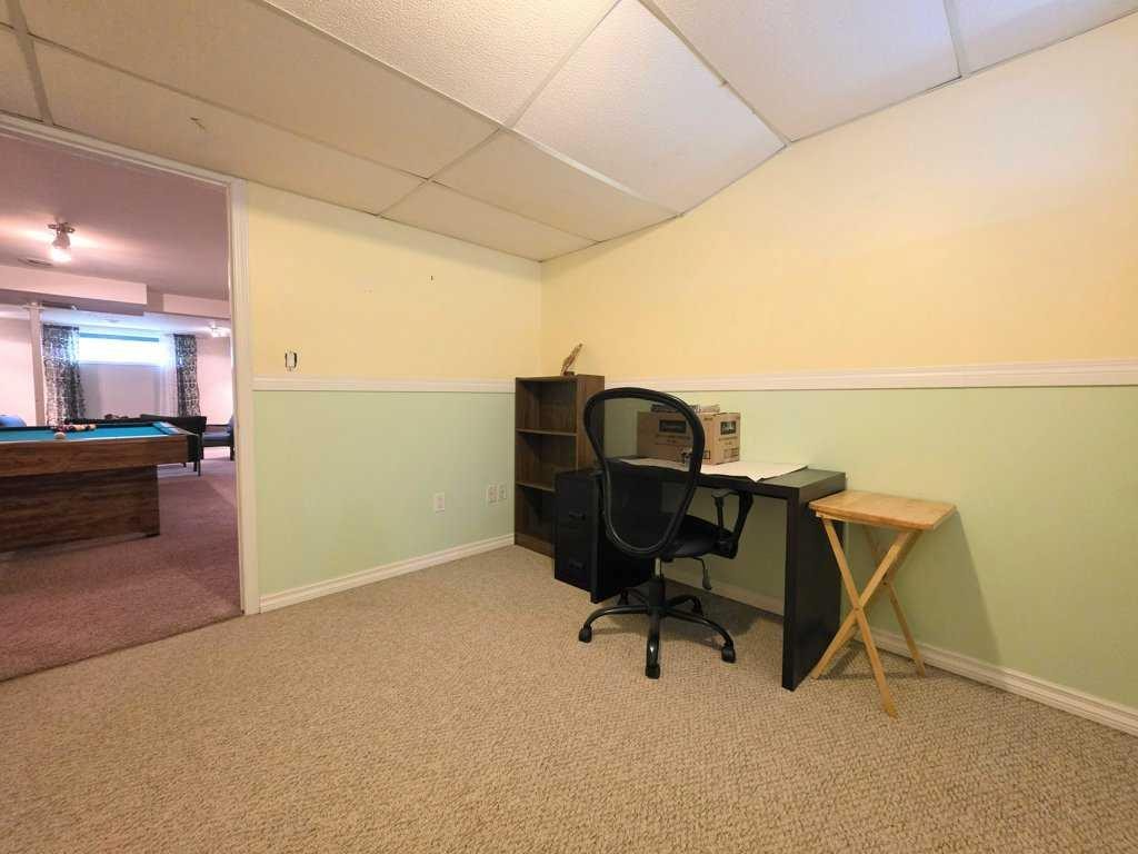 301 3 Avenue Ne, Slave Lake, AB - Indoor