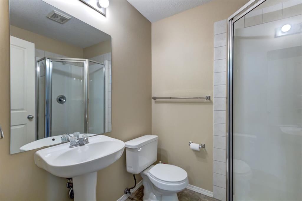 202-186 Kananaskis Way, Canmore, AB - Indoor Photo Showing Bathroom