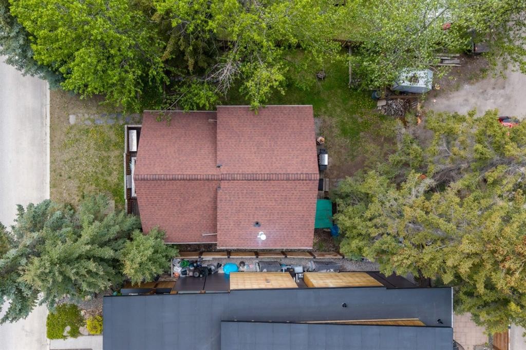 506 1St Street, Canmore, AB - Outdoor