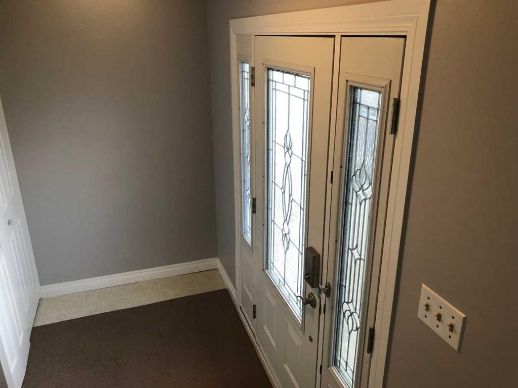 132 Lodgepole Drive, Hinton, AB - Indoor Photo Showing Other Room