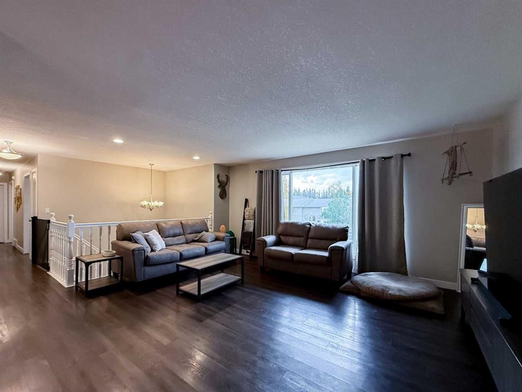 127 Sitar Crescent, Hinton, AB