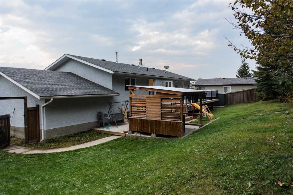 127 Sitar Crescent, Hinton, AB