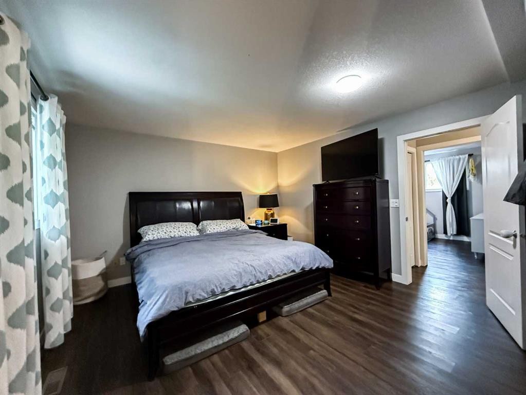 127 Sitar Crescent, Hinton, AB
