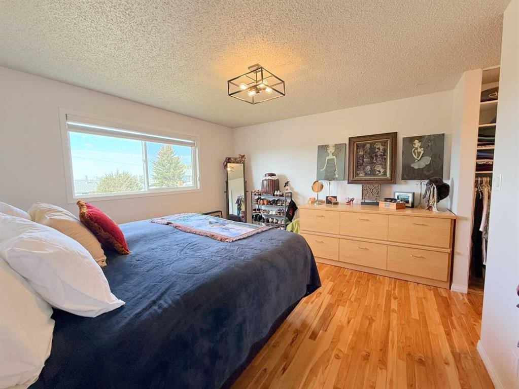 5301 Birch Crescent, Boyle, AB - Indoor Photo Showing Bedroom