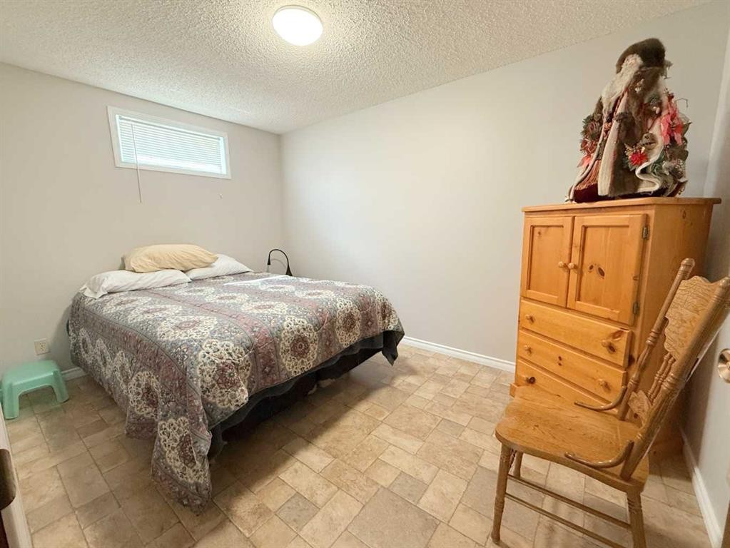 5301 Birch Crescent, Boyle, AB - Indoor Photo Showing Bedroom
