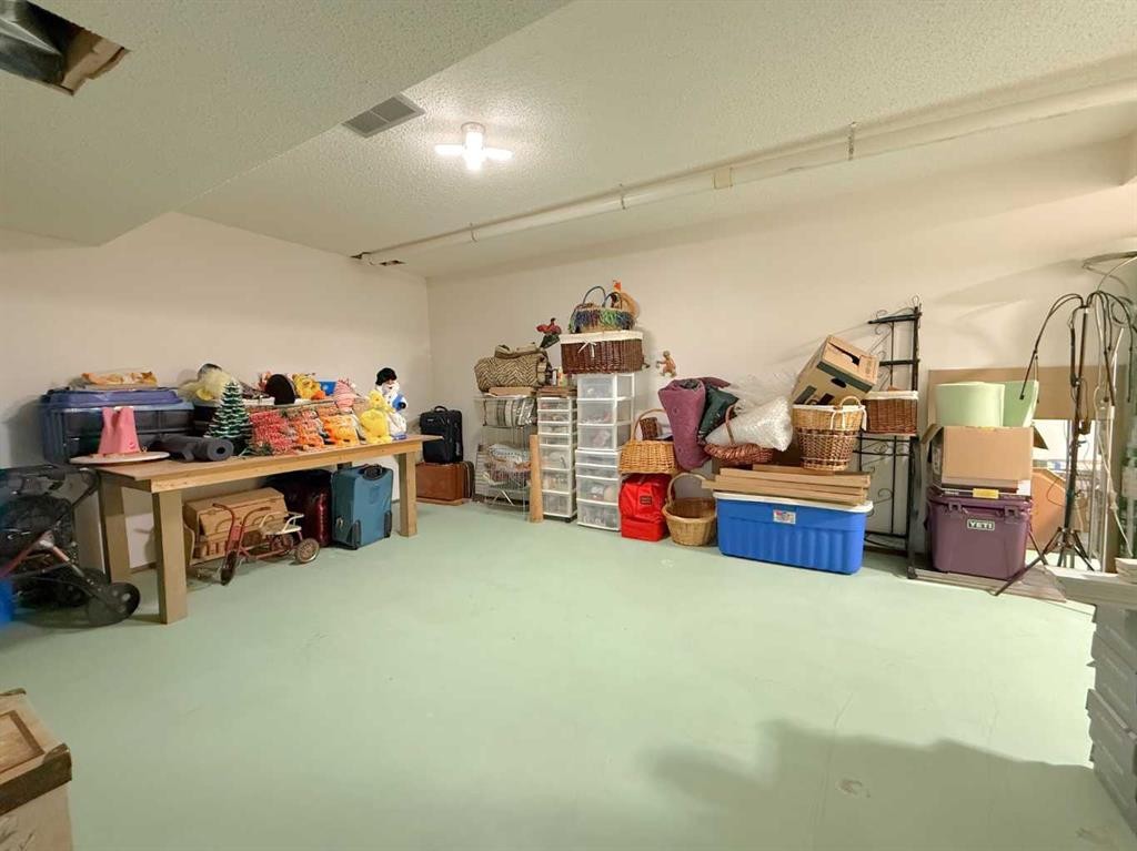 5301 Birch Crescent, Boyle, AB - Indoor