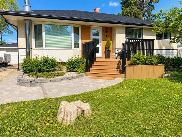 111 Willow Drive, Hinton, AB