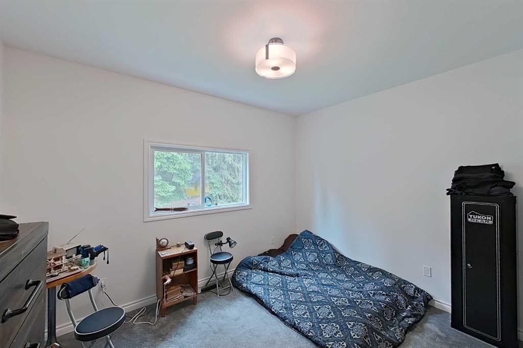 693069 265 Range, Smith, AB - Indoor Photo Showing Bedroom