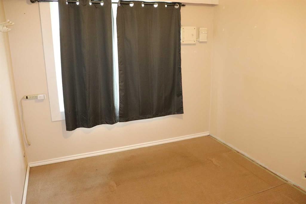 4618 6 Avenue, Edson, AB - Indoor Photo Showing Other Room