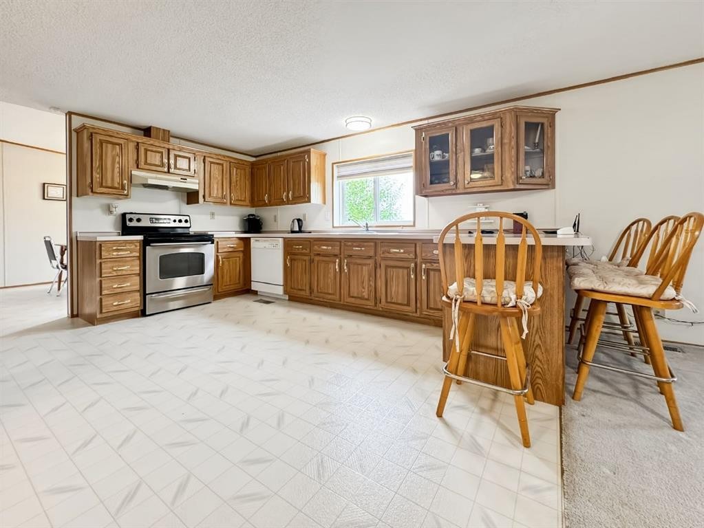 4524 47 Avenue, Mayerthorpe, AB
