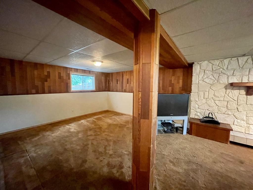 5909 11 Avenue, Edson, AB