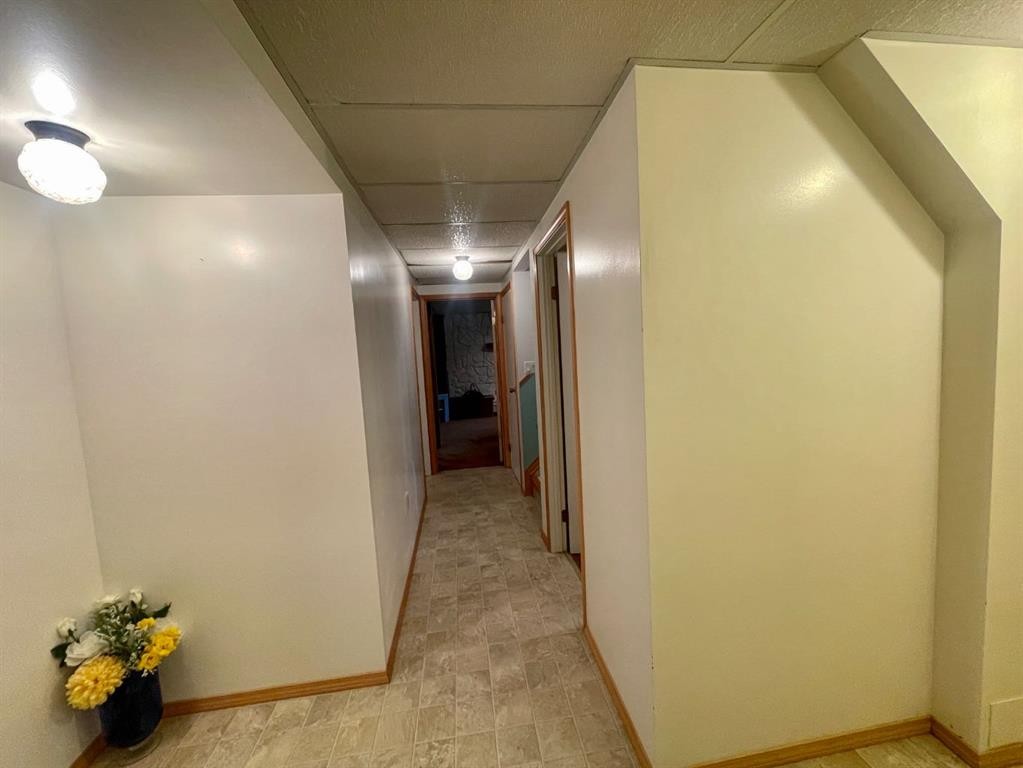 5909 11 Avenue, Edson, AB