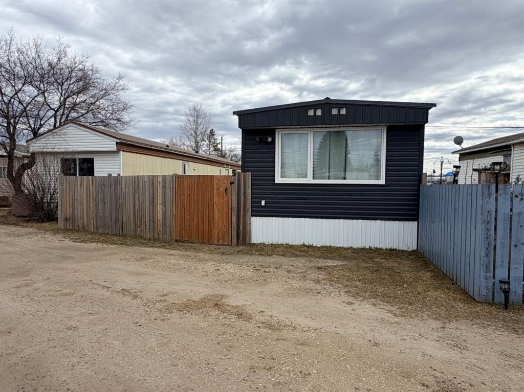 5 Westview, Whitecourt, AB